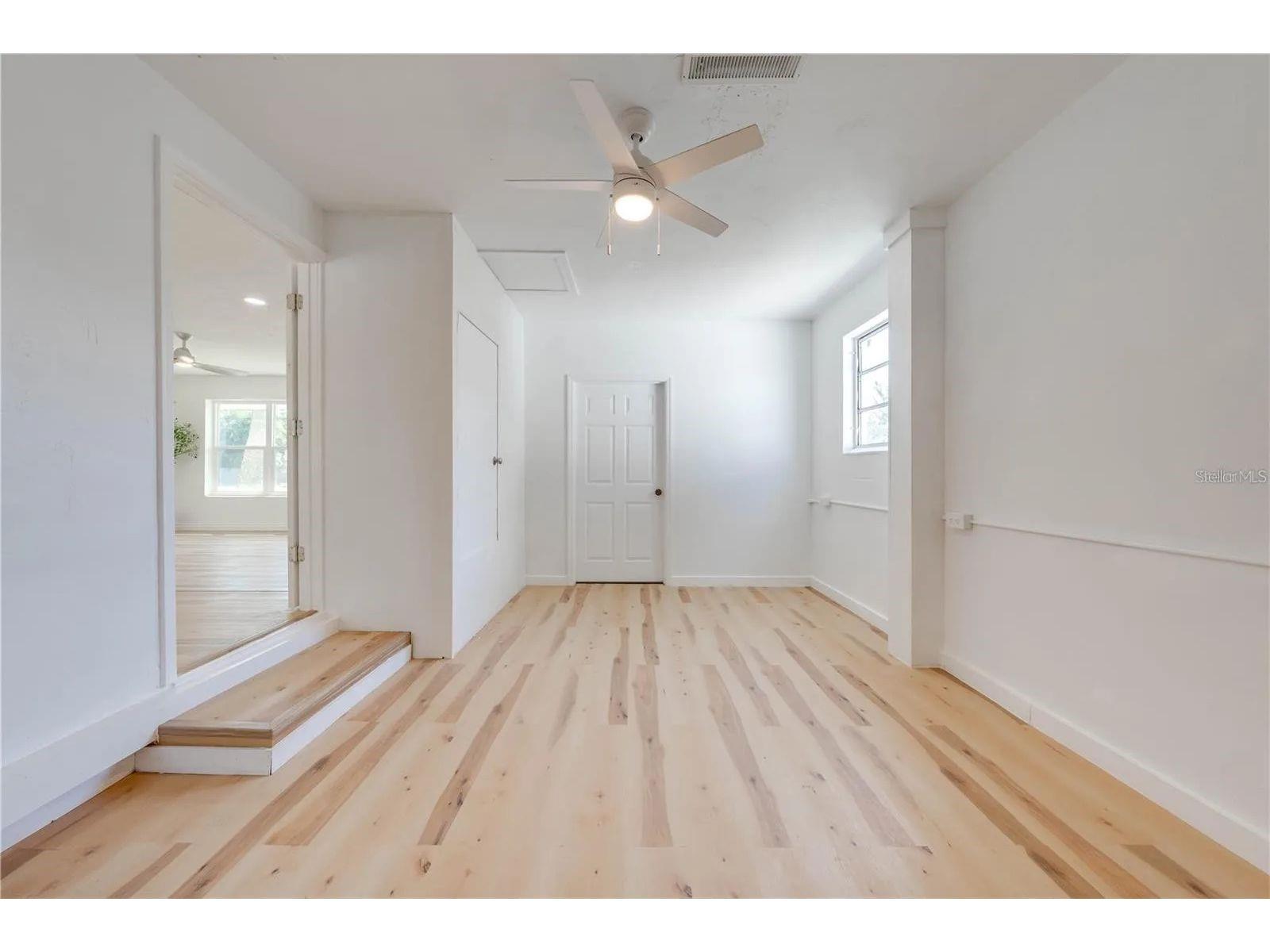 Image 11 of 29 For 380 Cassia Boulevard