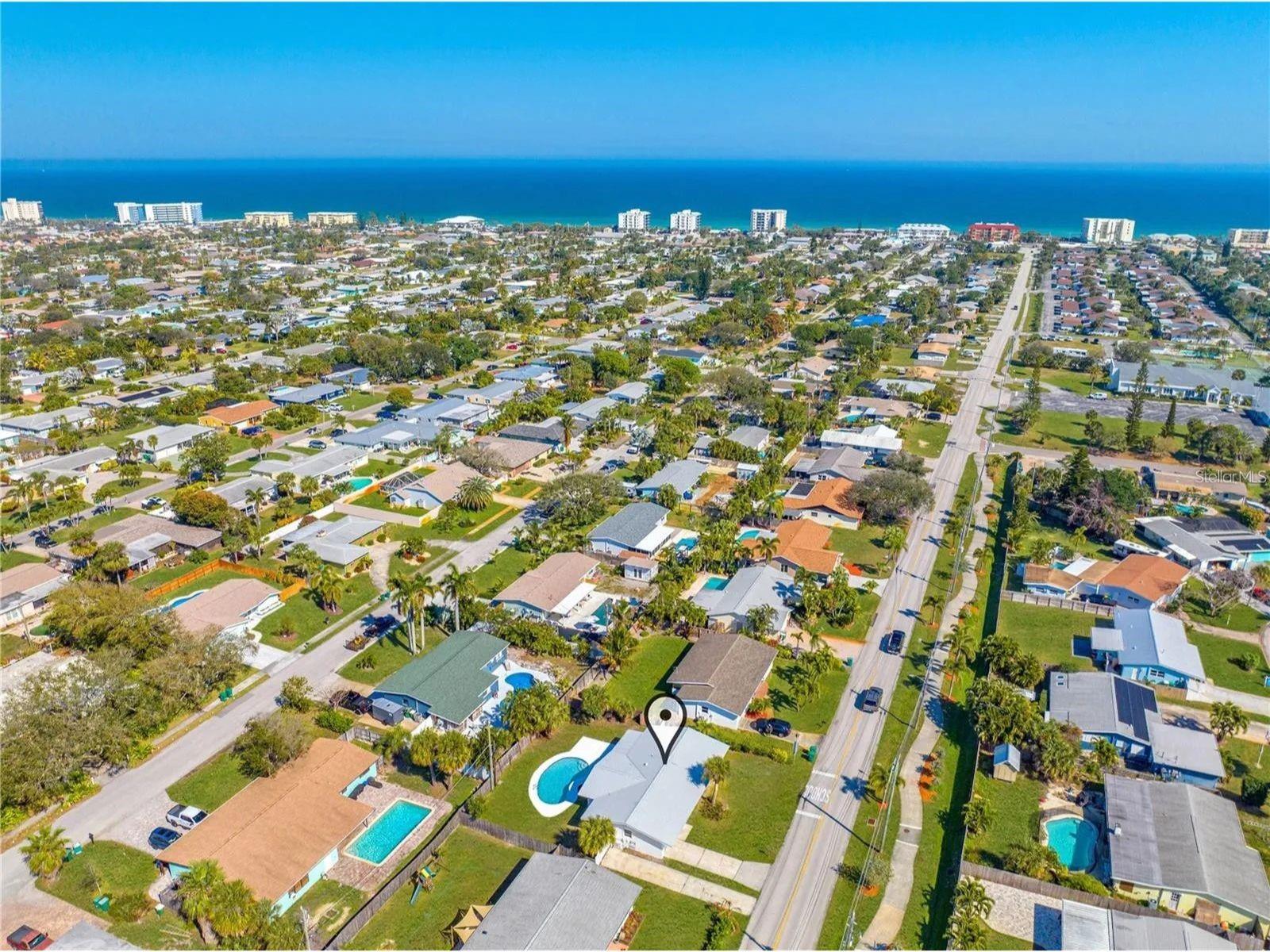 Image 3 of 29 For 380 Cassia Boulevard