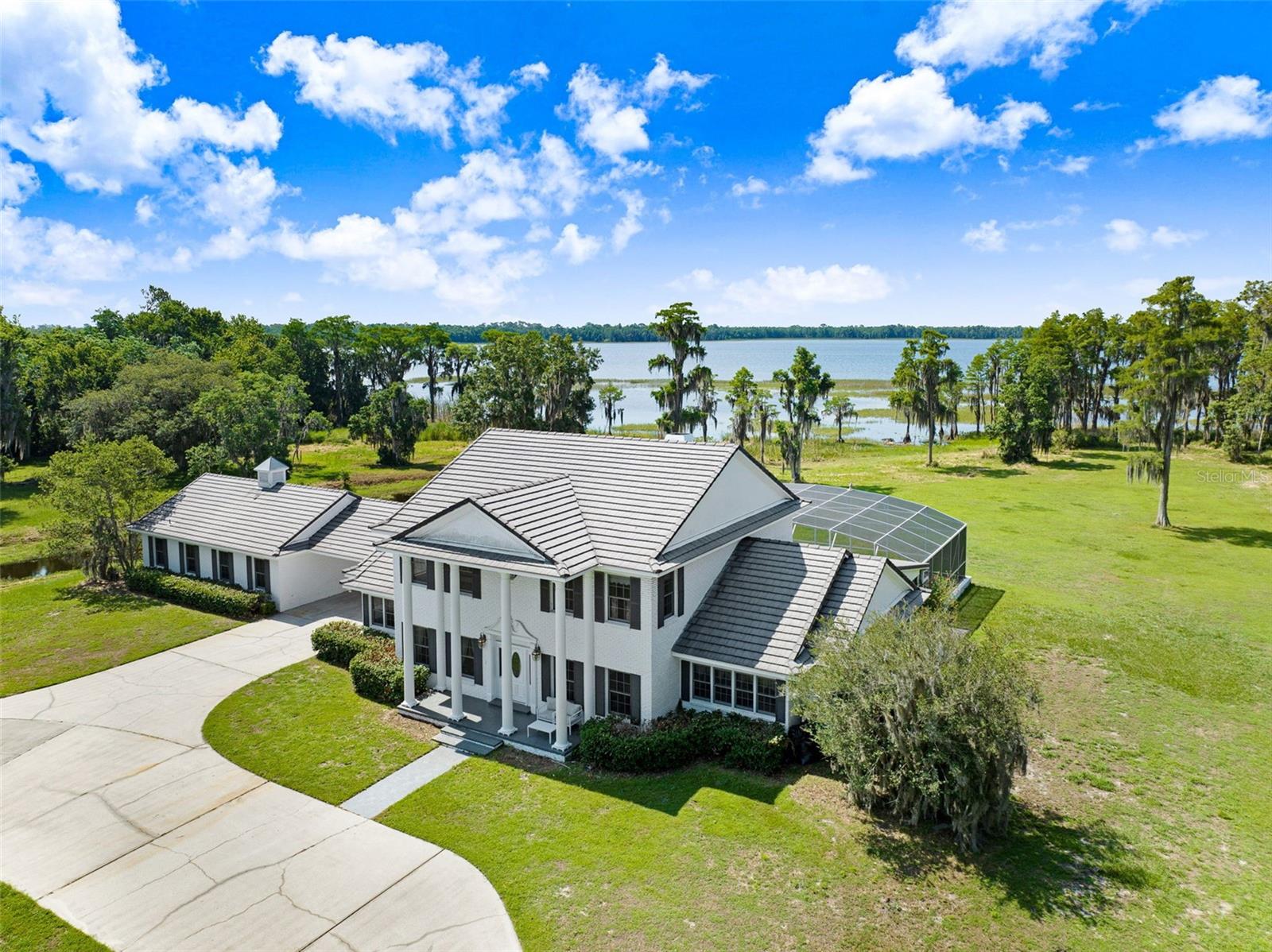 Image 4 of 84 For 5150 Gentry Oaks Place