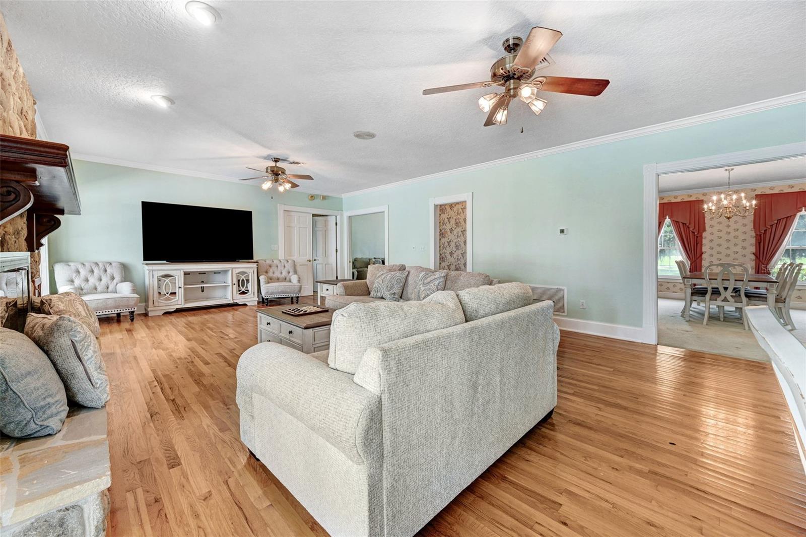 Image 47 of 84 For 5150 Gentry Oaks Place