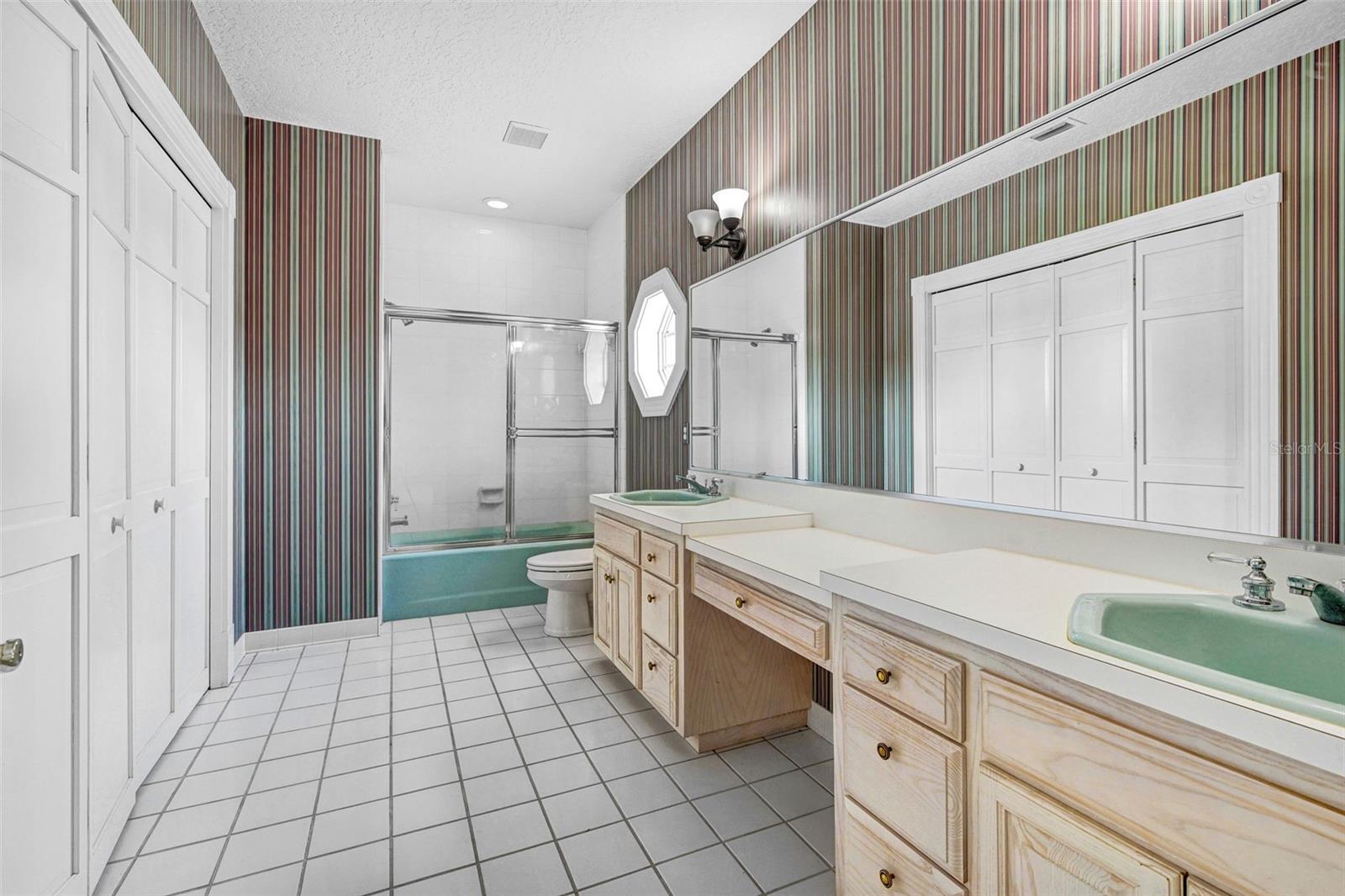 Image 76 of 84 For 5150 Gentry Oaks Place