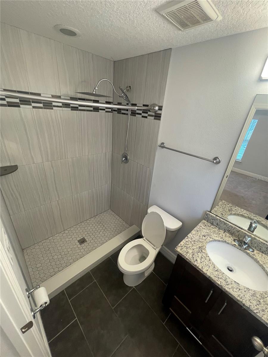 Image 15 of 27 For 1090 Pierce Avenue