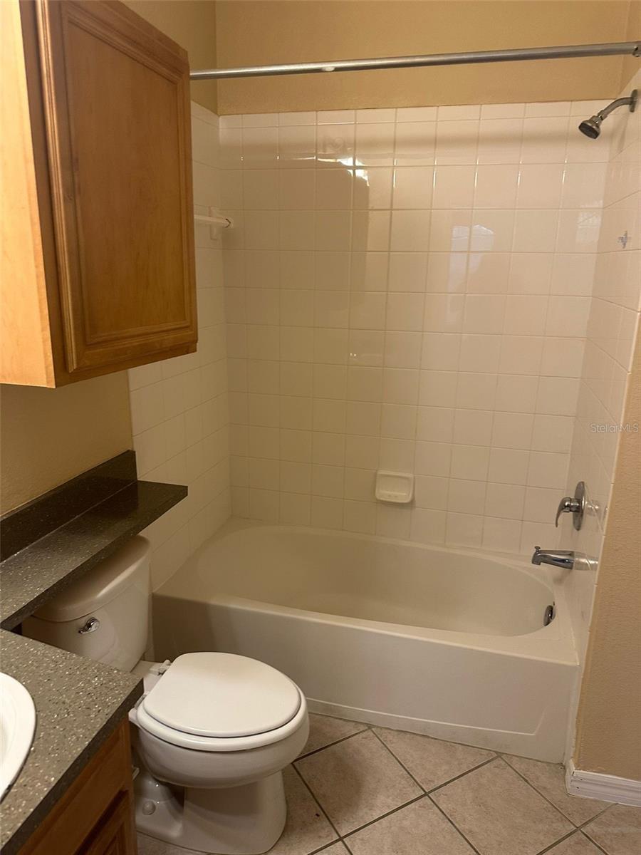 Image 9 of 25 For 6159 Metrowest Boulevard 107