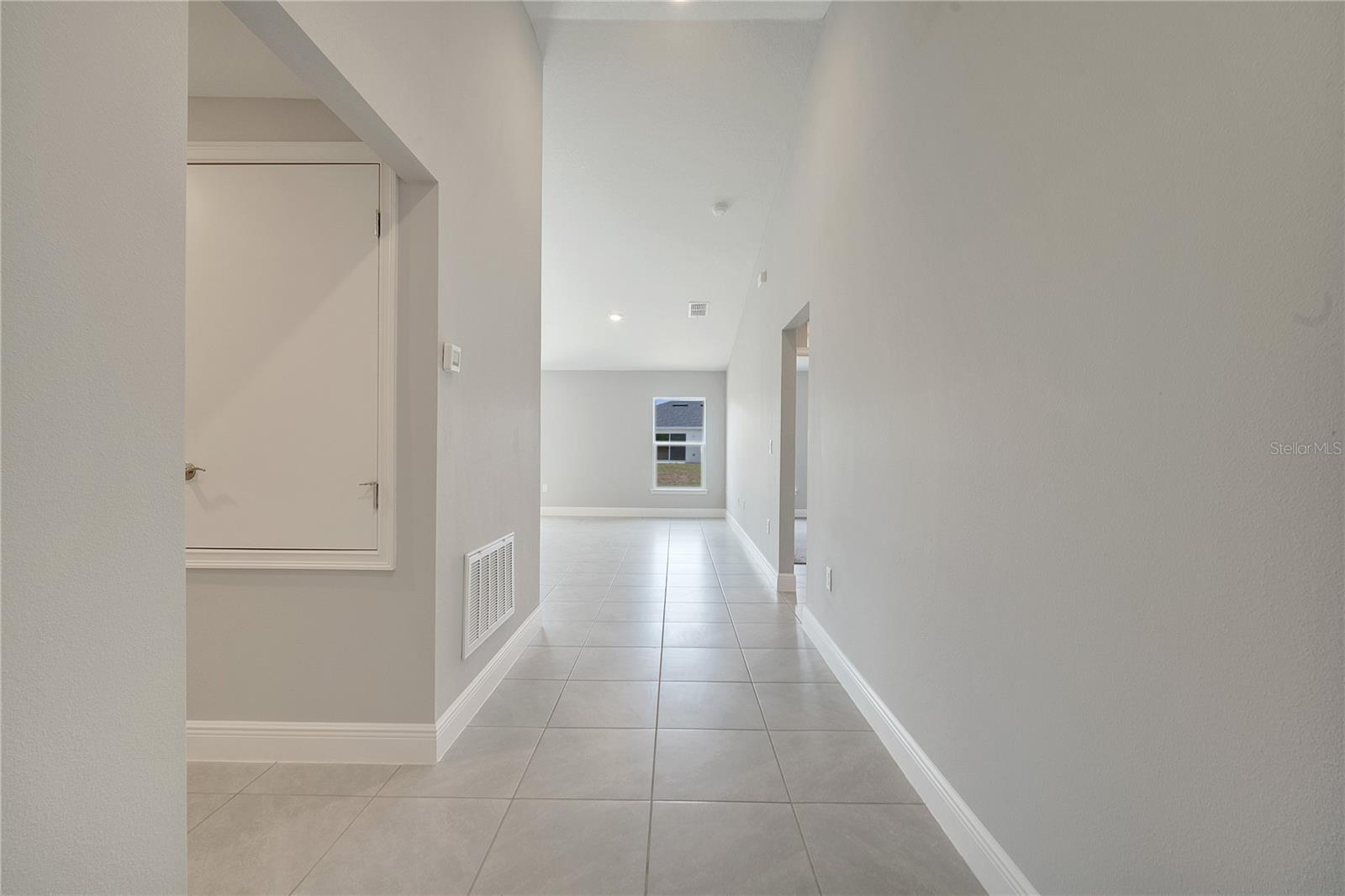 Image 17 of 41 For 1106 Chesterfield Court