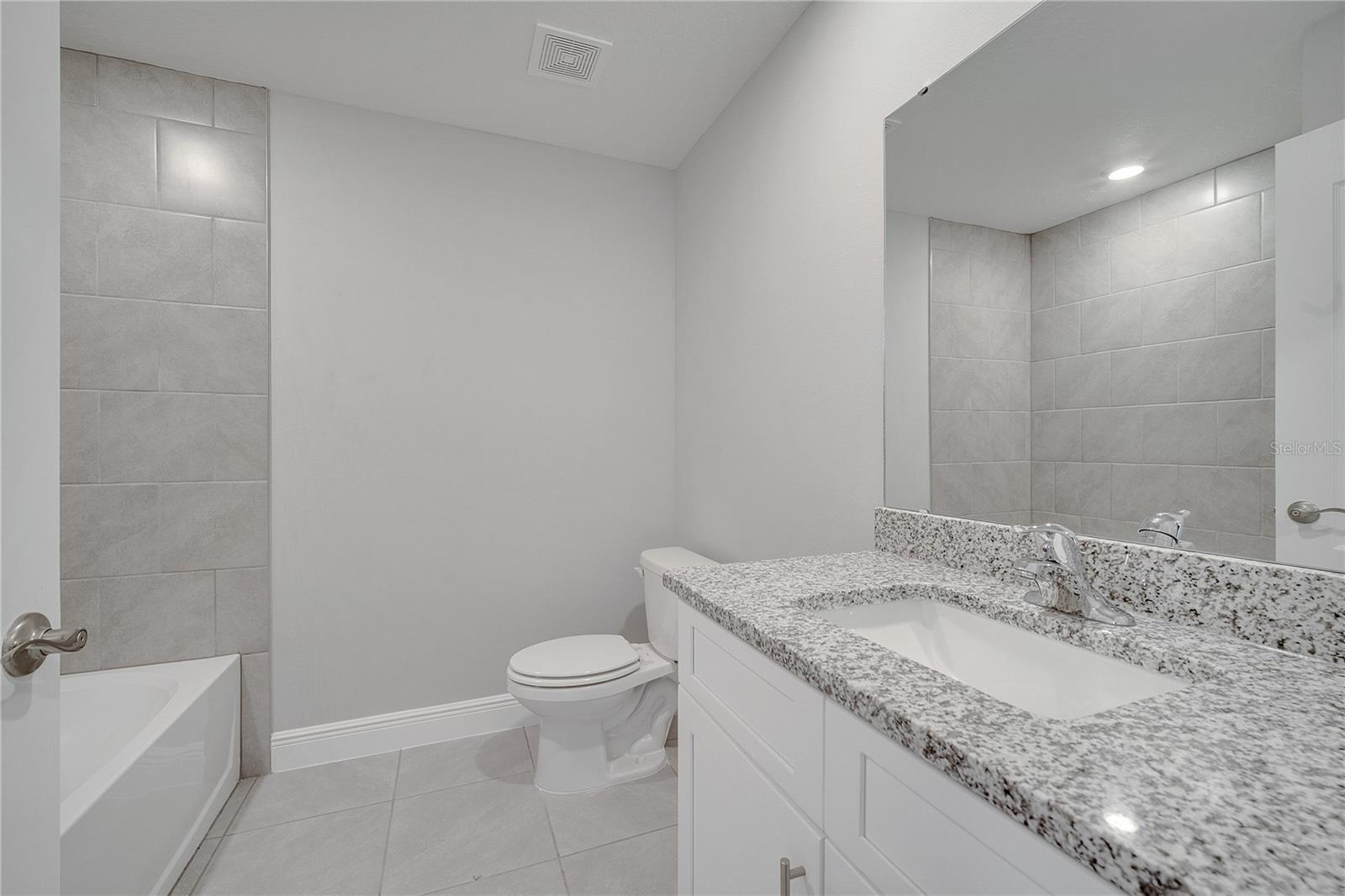 Image 20 of 41 For 1106 Chesterfield Court
