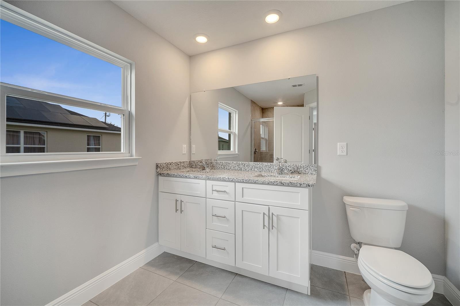 Image 38 of 41 For 1106 Chesterfield Court