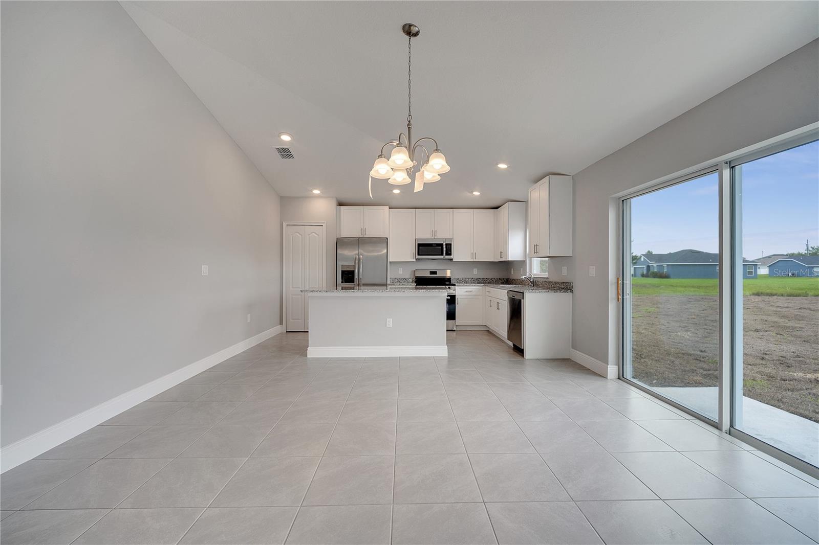 Image 6 of 41 For 1106 Chesterfield Court