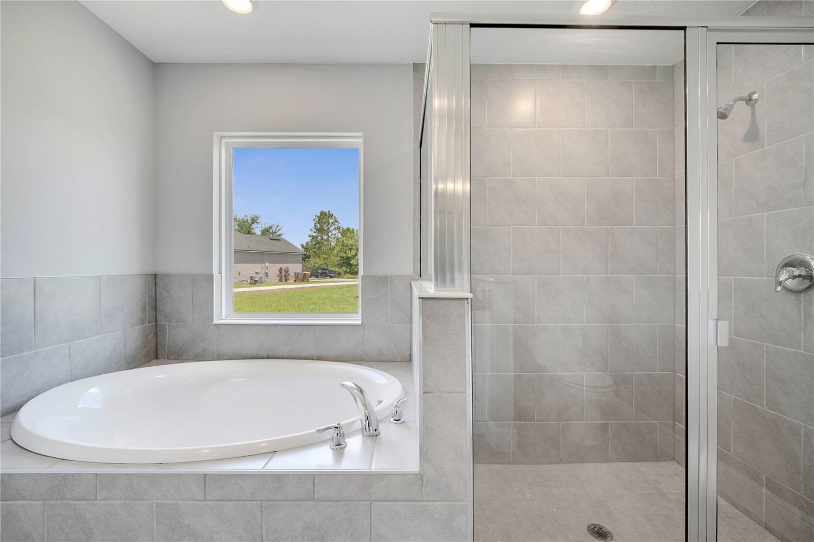 Image 23 of 34 For 1120 Chesterfield Court