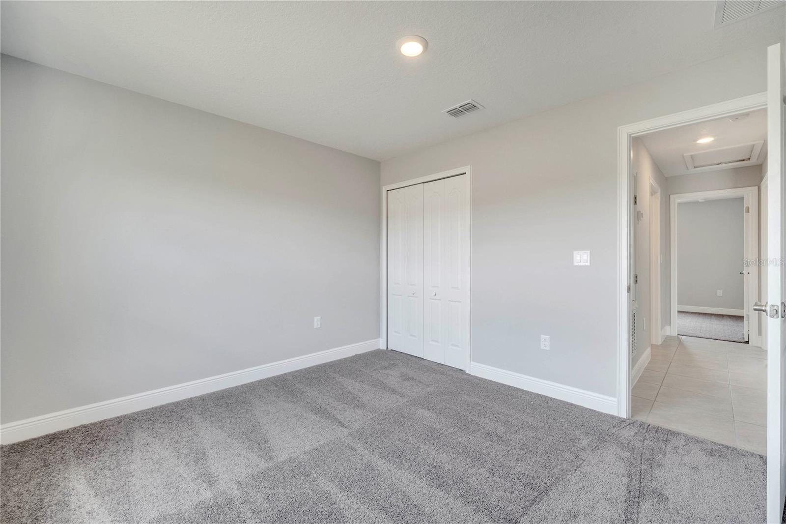 Image 26 of 34 For 1120 Chesterfield Court