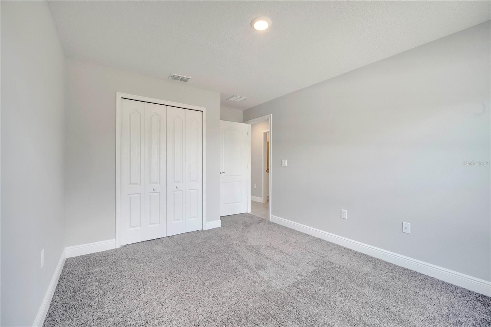 Image 31 of 34 For 1120 Chesterfield Court