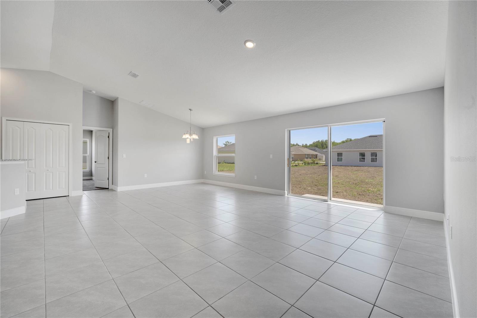 Image 6 of 34 For 1120 Chesterfield Court
