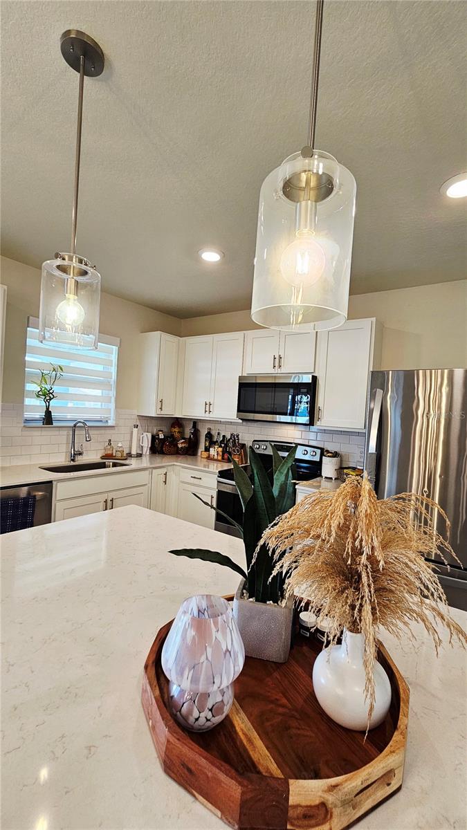 Image 16 of 29 For 607 Citrus Isle Boulevard