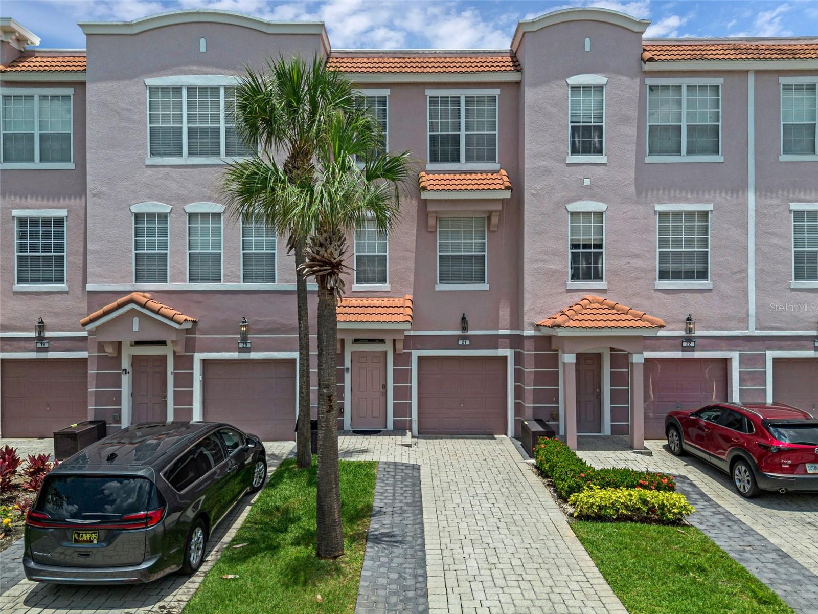 Image 3 of 43 For 5038 Tideview Circle 21
