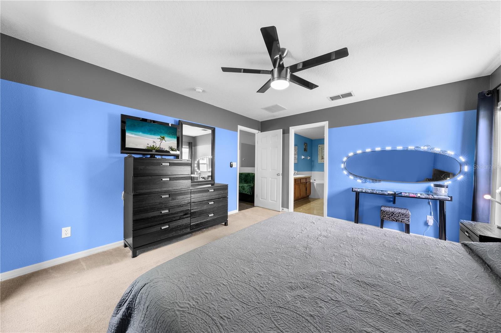 Image 17 of 55 For 4726 Ashurst Street