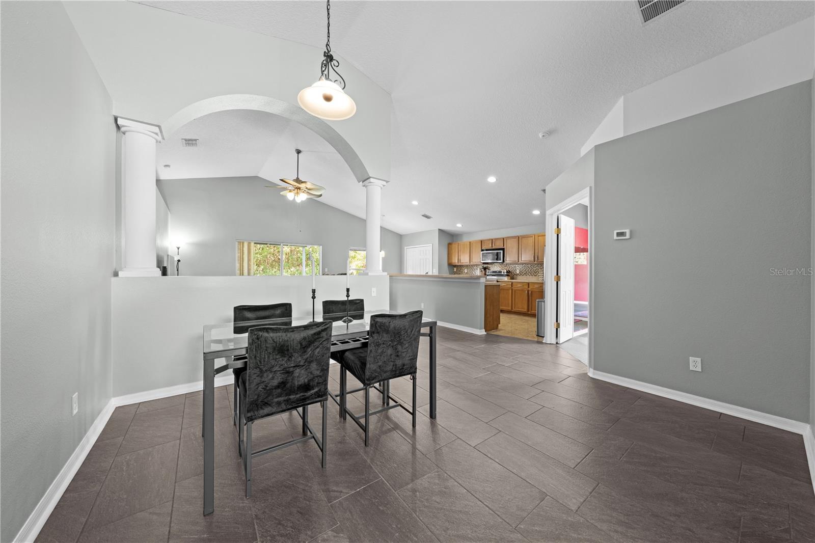 Image 2 of 55 For 4726 Ashurst Street