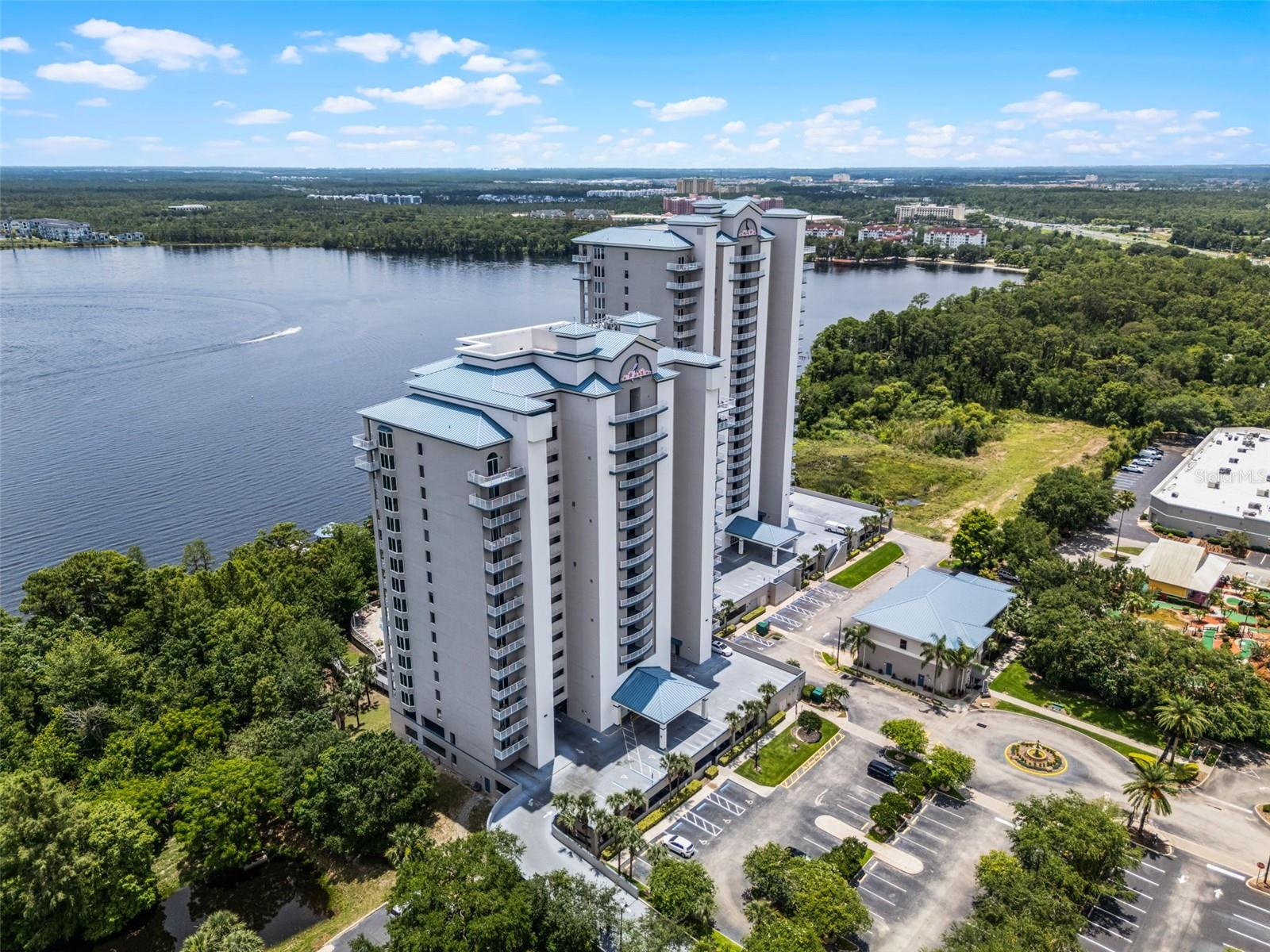 Image 35 of 61 For 13427 Blue Heron Beach Drive 1703