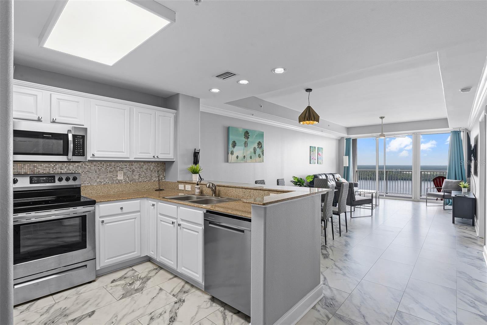 Image 4 of 61 For 13427 Blue Heron Beach Drive 1703