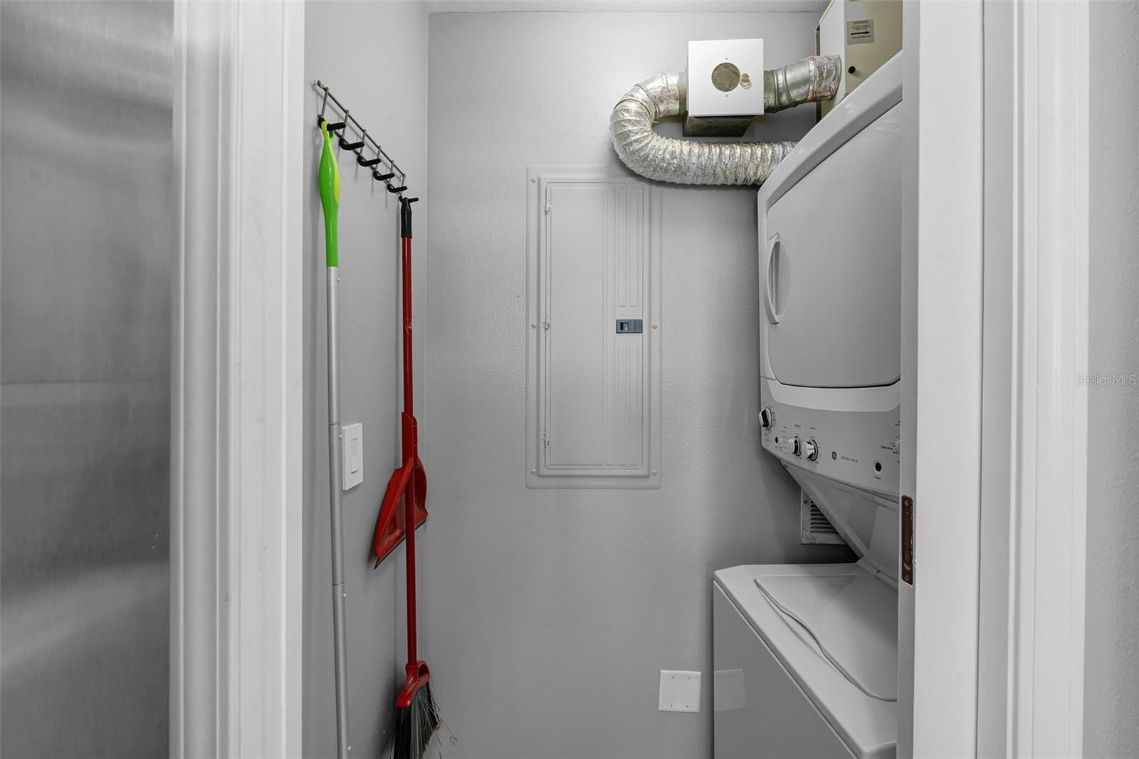 Image 7 of 61 For 13427 Blue Heron Beach Drive 1703