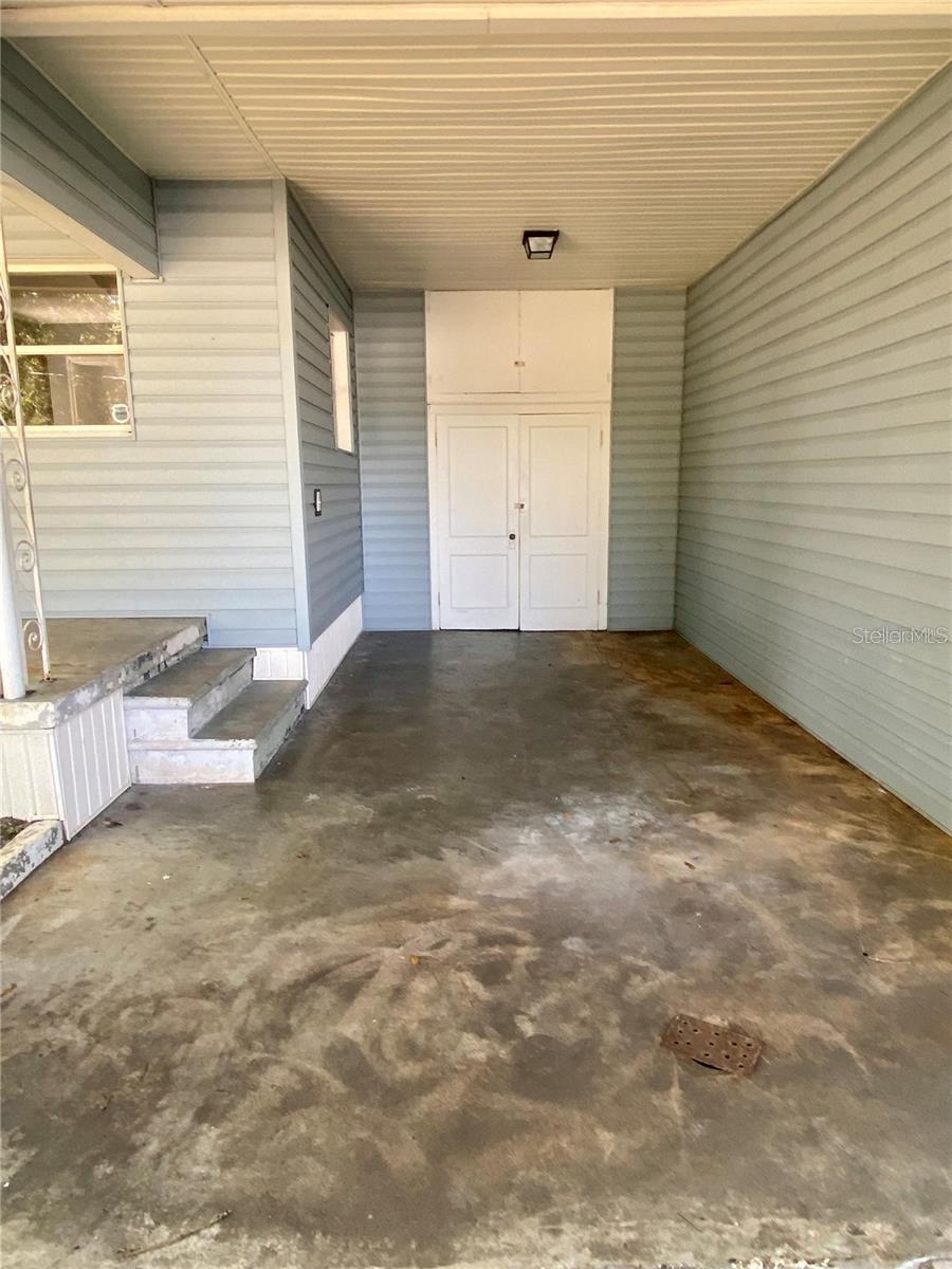 Image 6 of 6 For 721 Clyde Avenue S