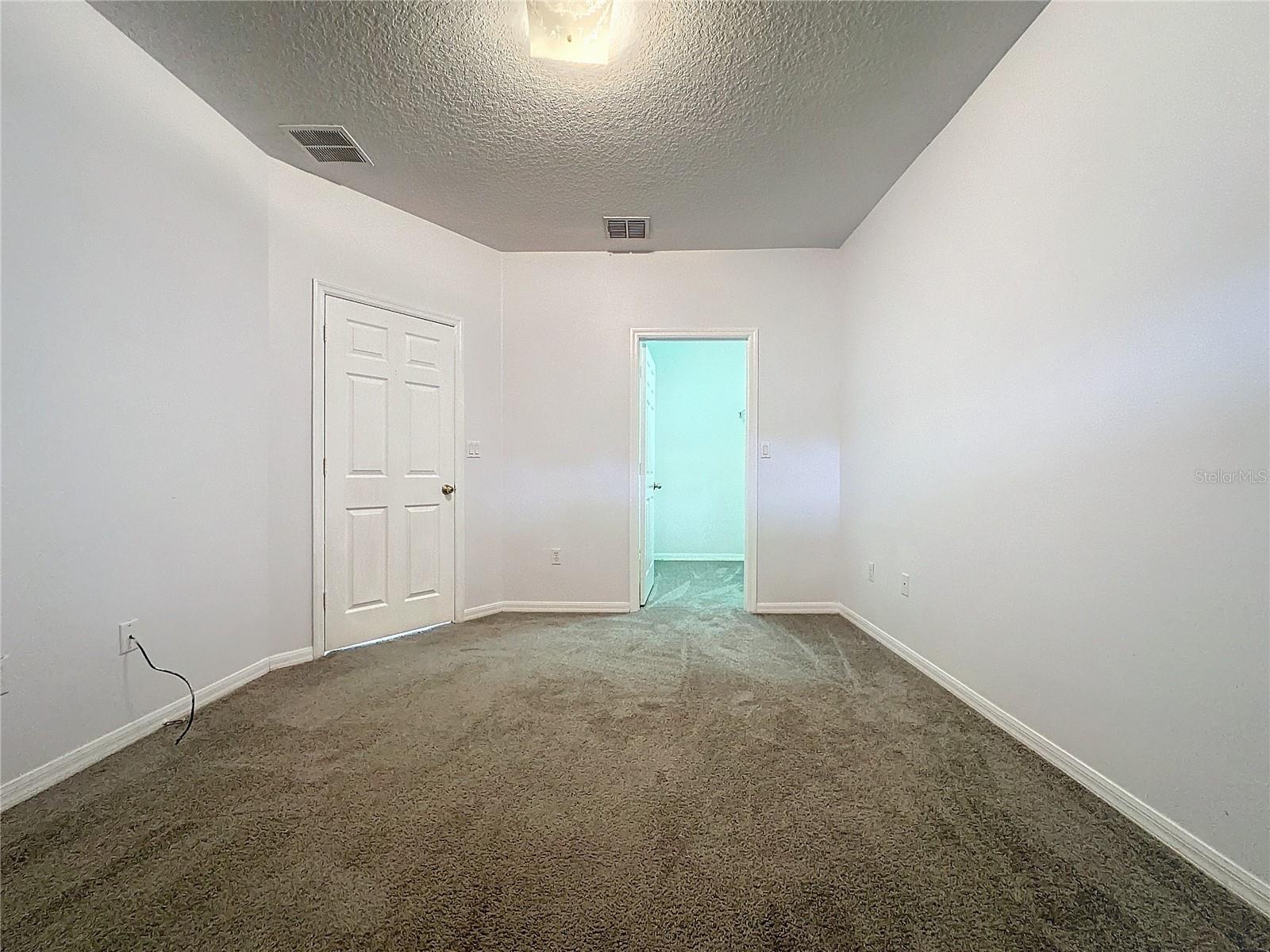Image 17 of 48 For 4328 Paradise Cove Court
