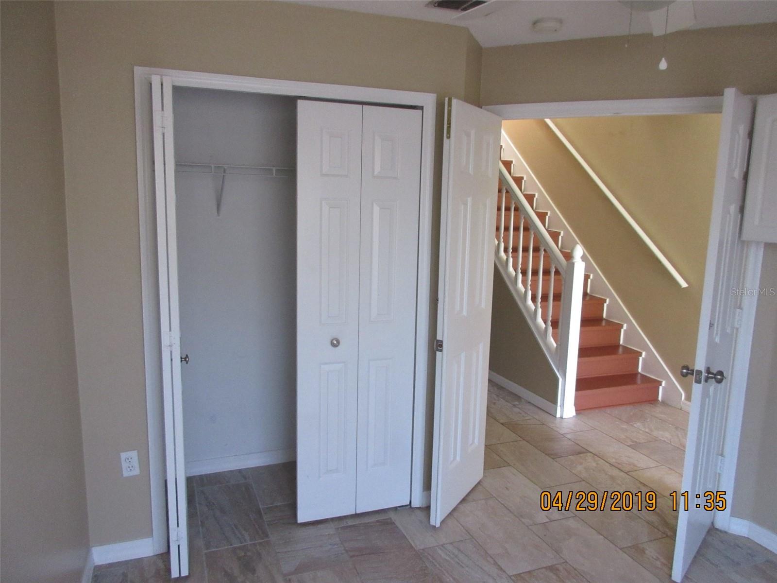 Image 10 of 28 For 1633 Windsor Oak Court
