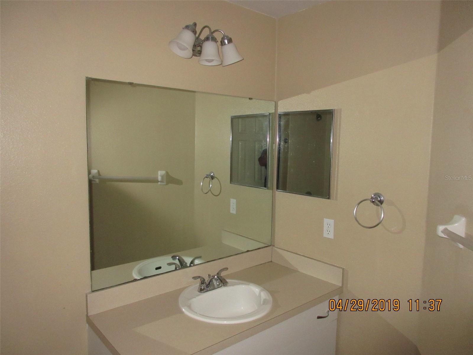 Image 19 of 28 For 1633 Windsor Oak Court