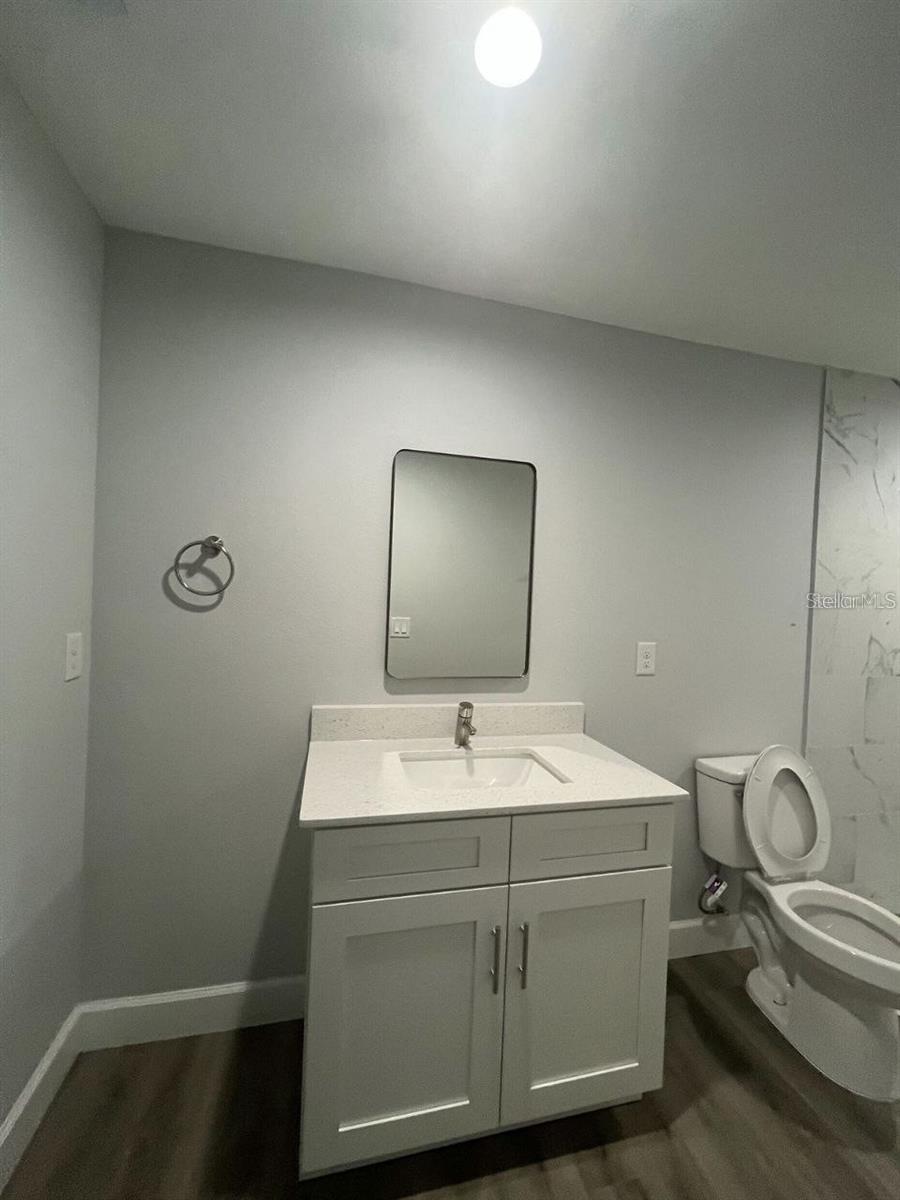 Image 5 of 8 For 10467 Port Everglades Street 10469