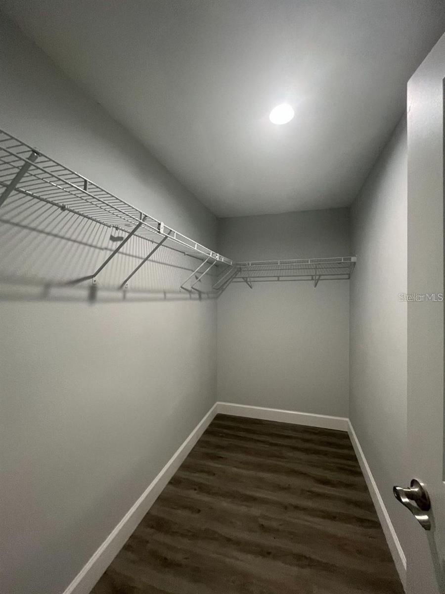 Image 6 of 8 For 10467 Port Everglades Street 10469