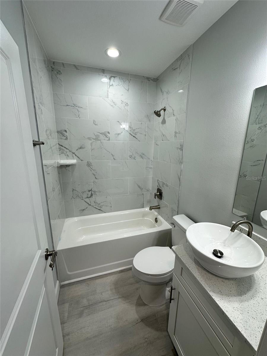 Image 9 of 10 For 17062 Byron Avenue B
