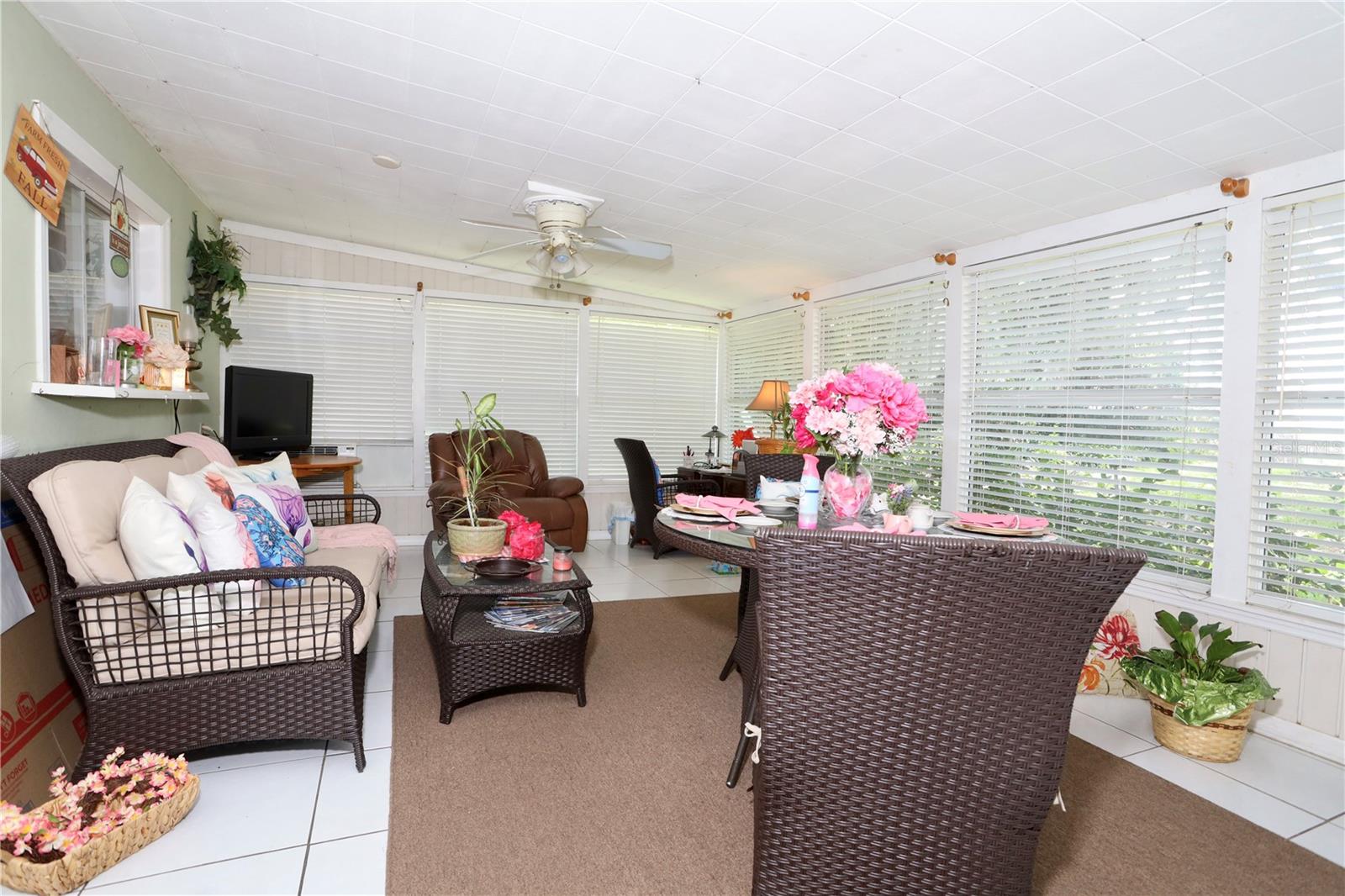 Image 45 of 67 For 860 Oak Shore Drive