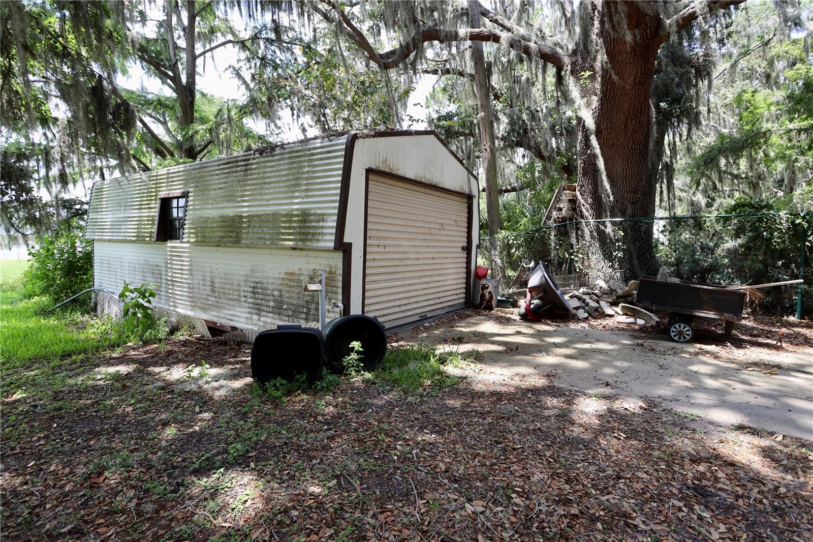 Image 51 of 67 For 860 Oak Shore Drive