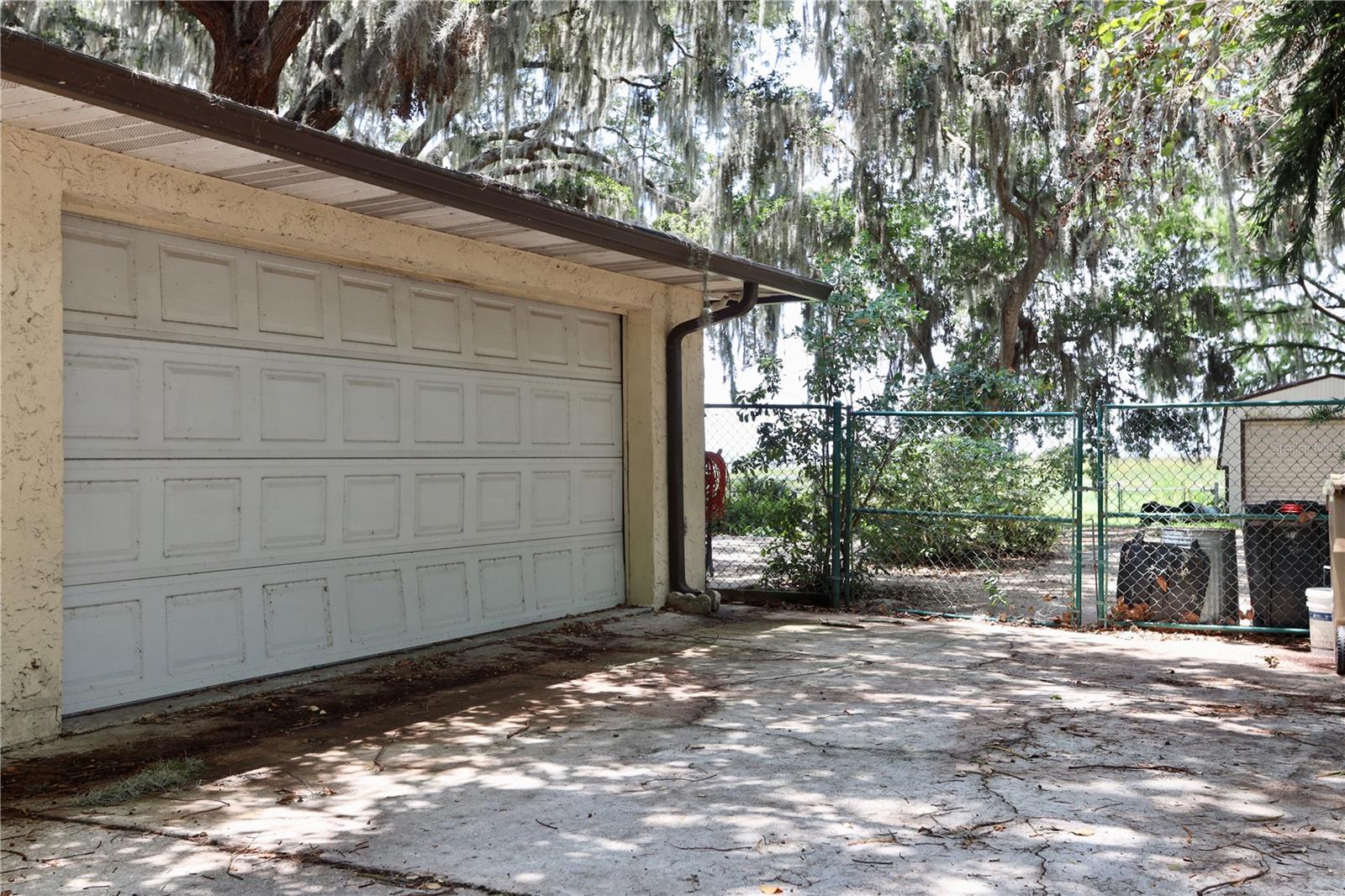 Image 56 of 67 For 860 Oak Shore Drive