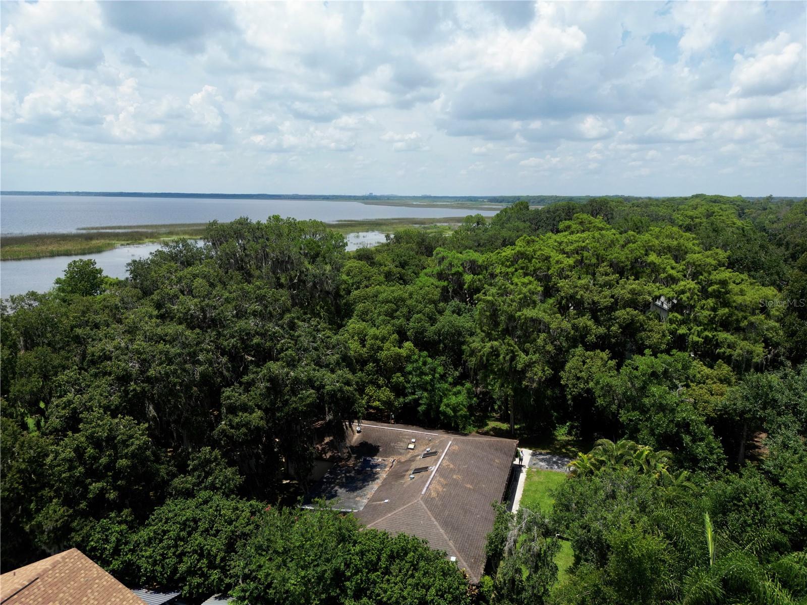 Image 66 of 67 For 860 Oak Shore Drive