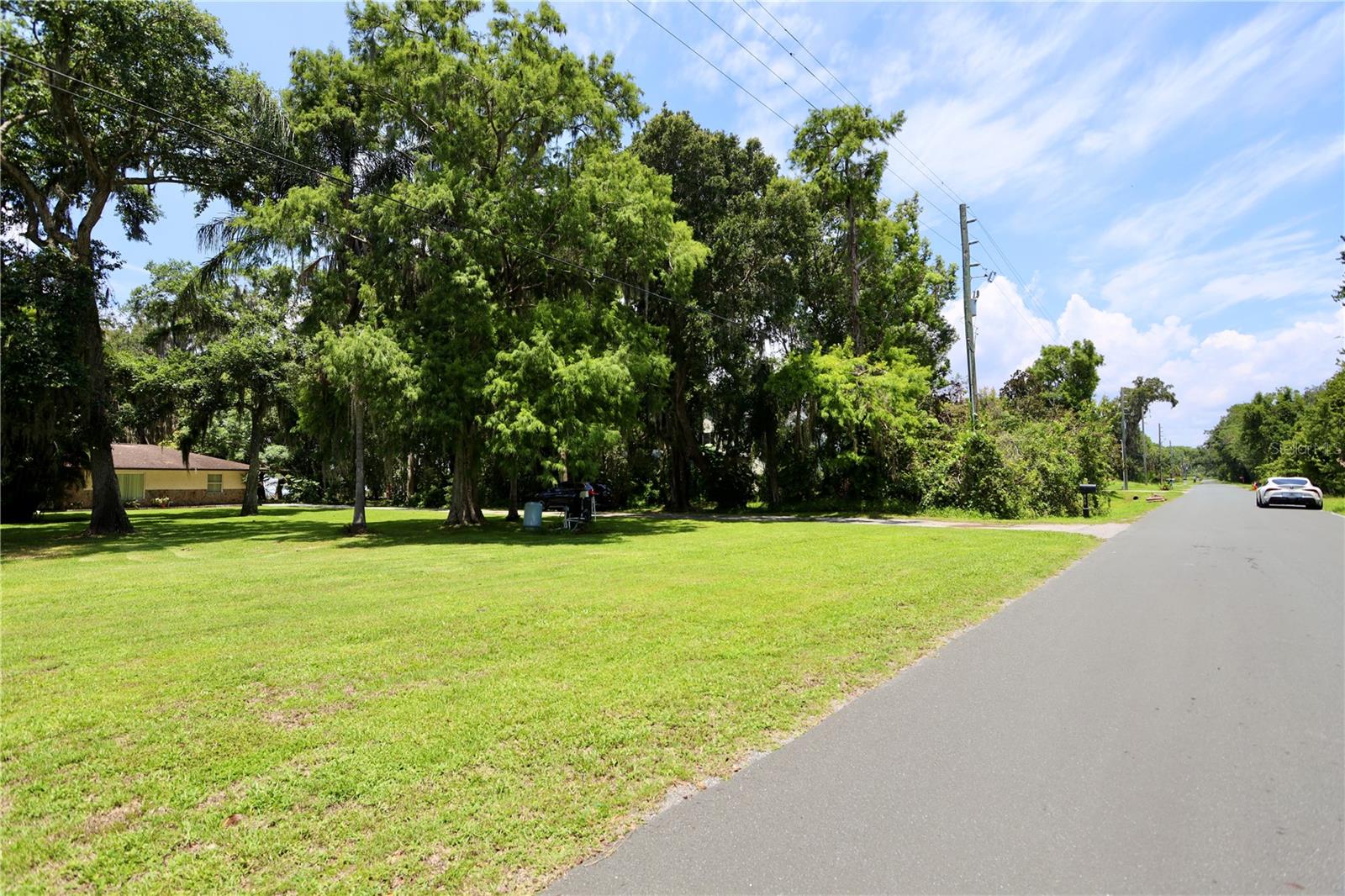 Image 8 of 67 For 860 Oak Shore Drive