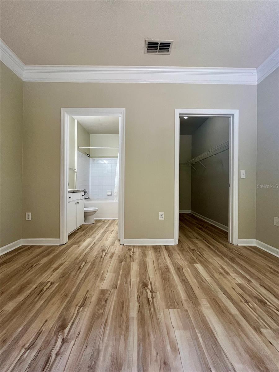 Image 12 of 17 For 8818 Villa View Circle 104