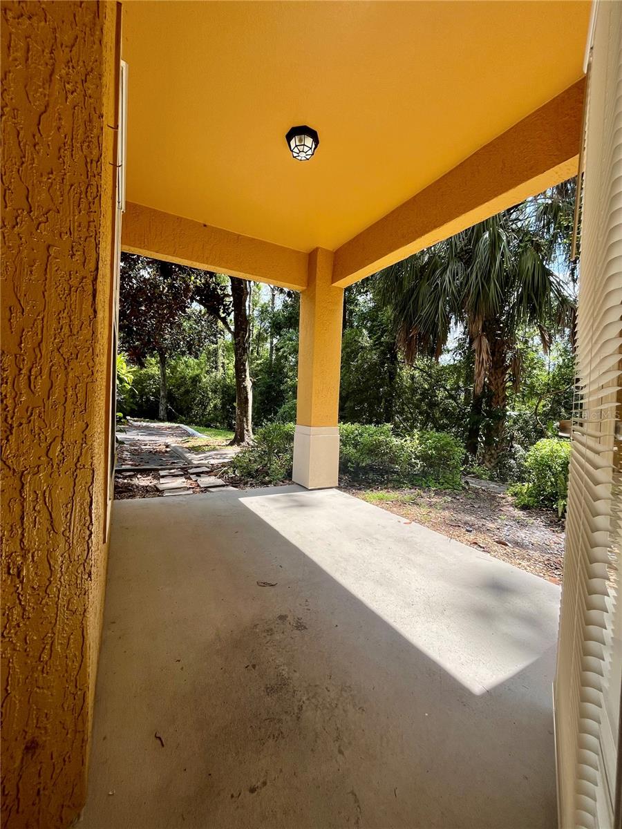 Image 7 of 17 For 8818 Villa View Circle 104