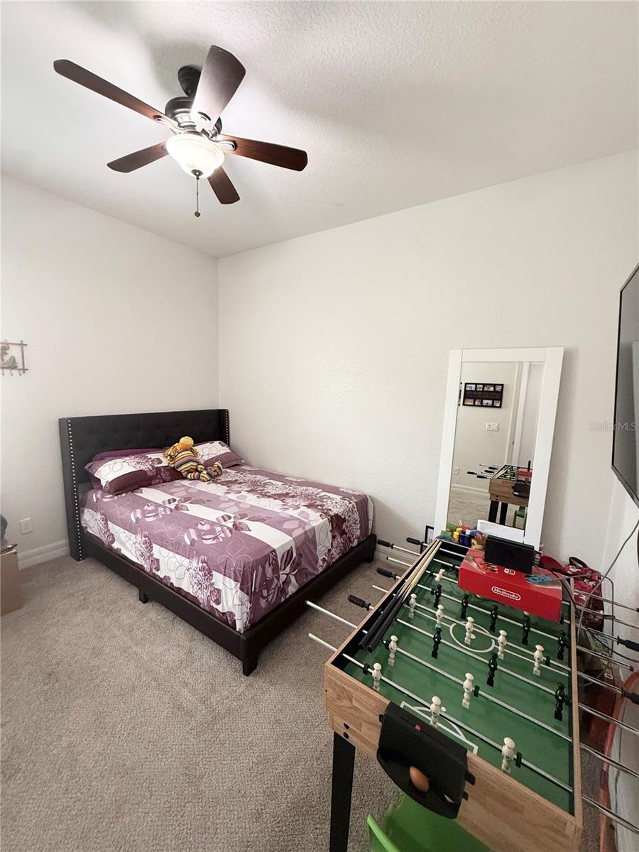 Image 12 of 35 For 10467 Henbury Street