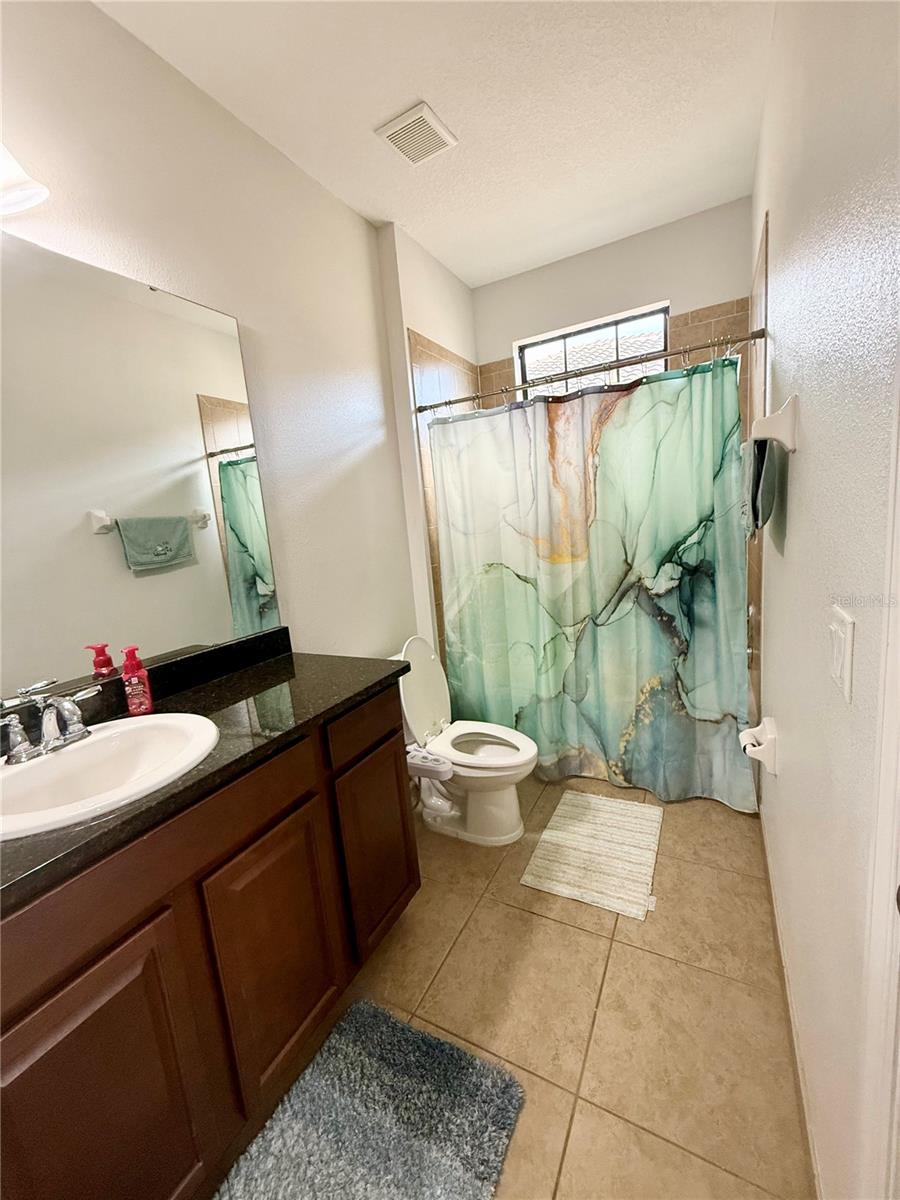 Image 13 of 35 For 10467 Henbury Street