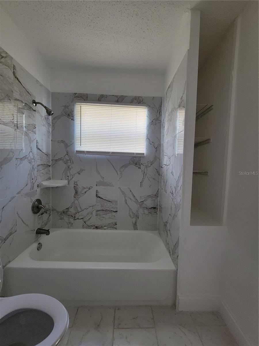 Image 7 of 45 For 4228 Lenox Boulevard