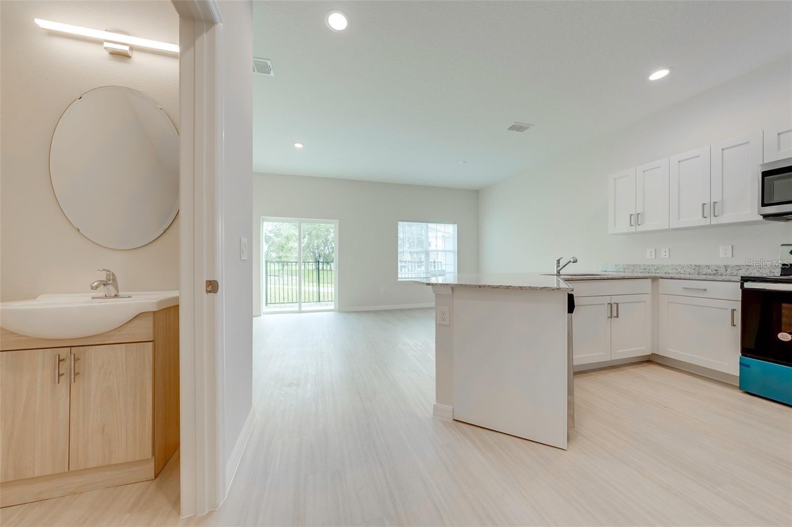 Image 30 of 38 For 2122 Penny Lane
