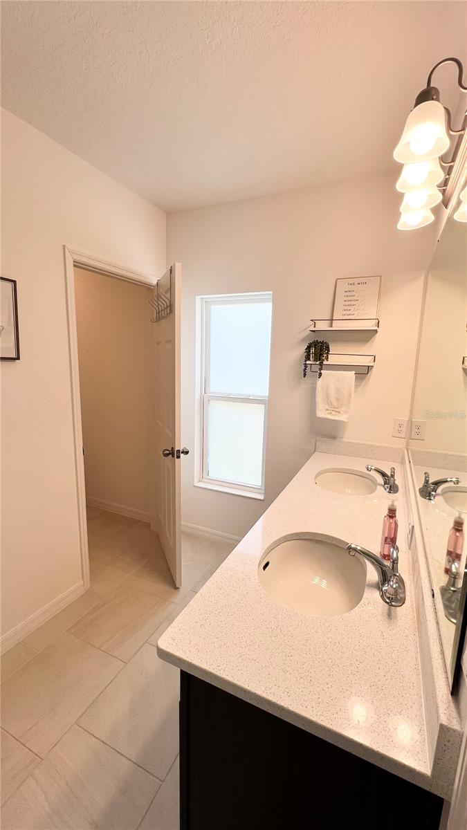 Image 15 of 19 For 4613 Bernard Blvd