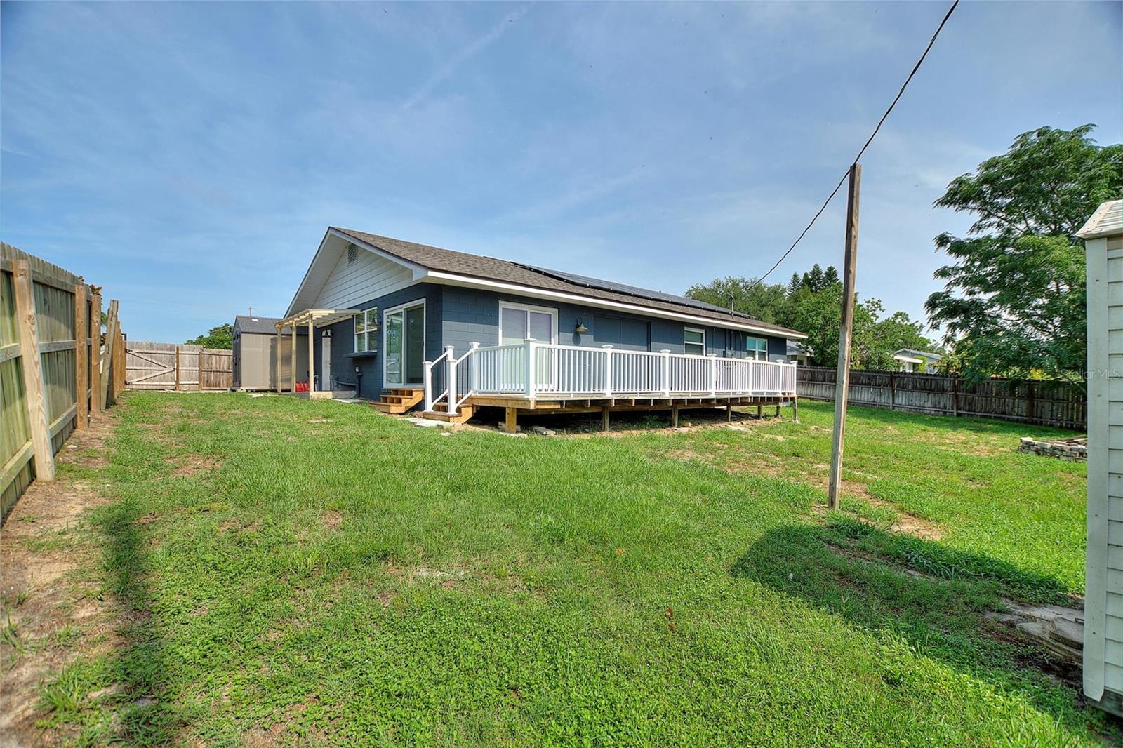 Image 36 of 49 For 31 Lake Link Circle Se