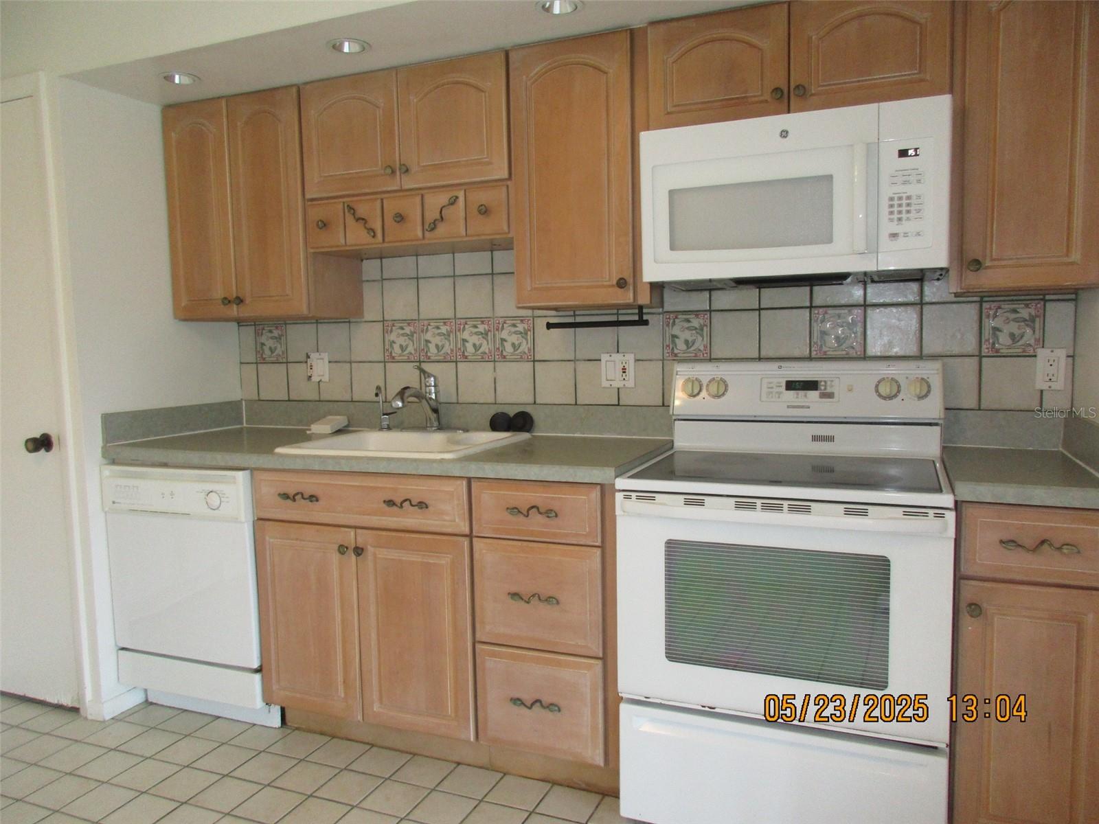 Image 6 of 16 For 45 Lake Villa Way