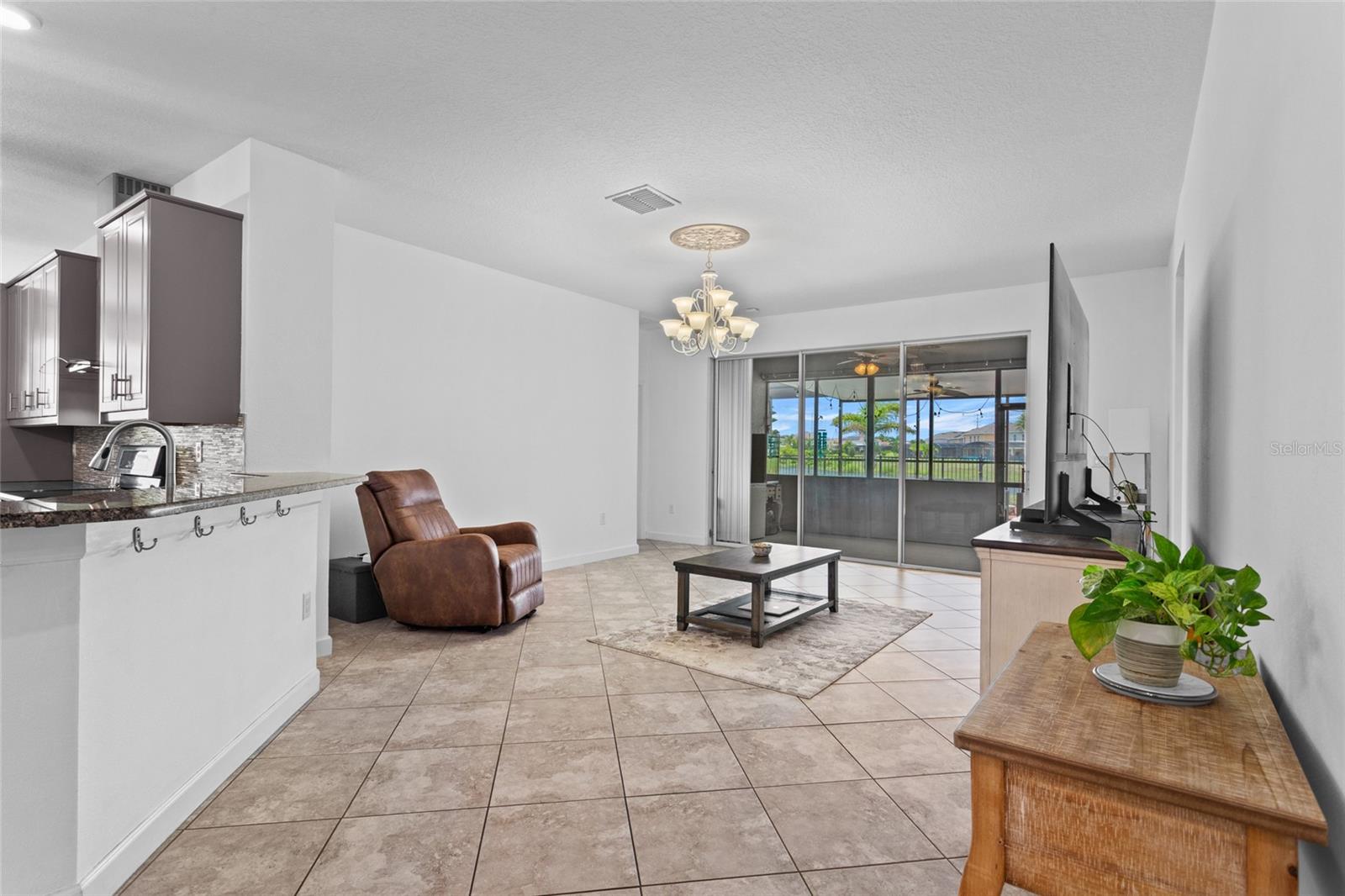Image 14 of 48 For 3698 Cortland Drive