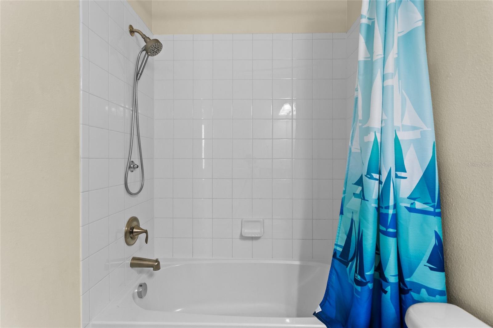 Image 25 of 48 For 3698 Cortland Drive