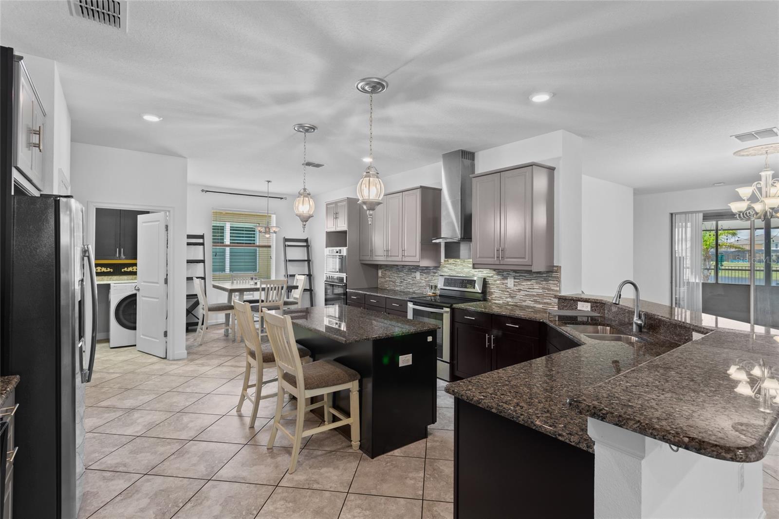 Image 6 of 48 For 3698 Cortland Drive
