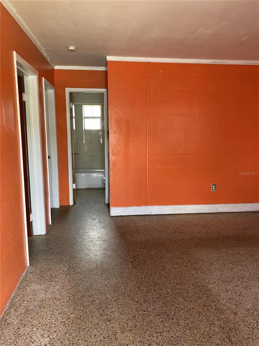 Image 4 of 12 For 740 Anderson Street