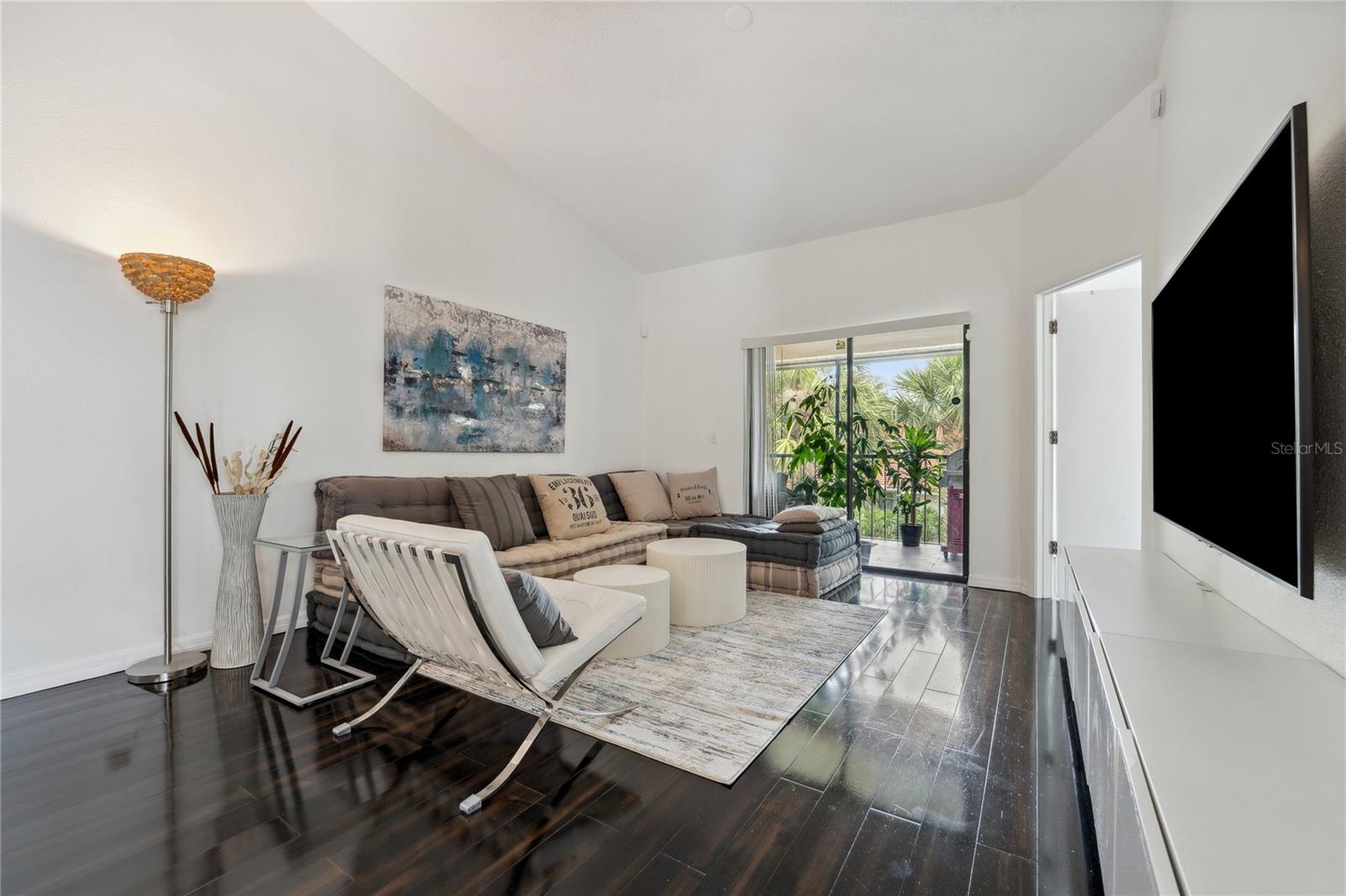 Image 17 of 39 For 7667 Sugar Bend Drive 7667