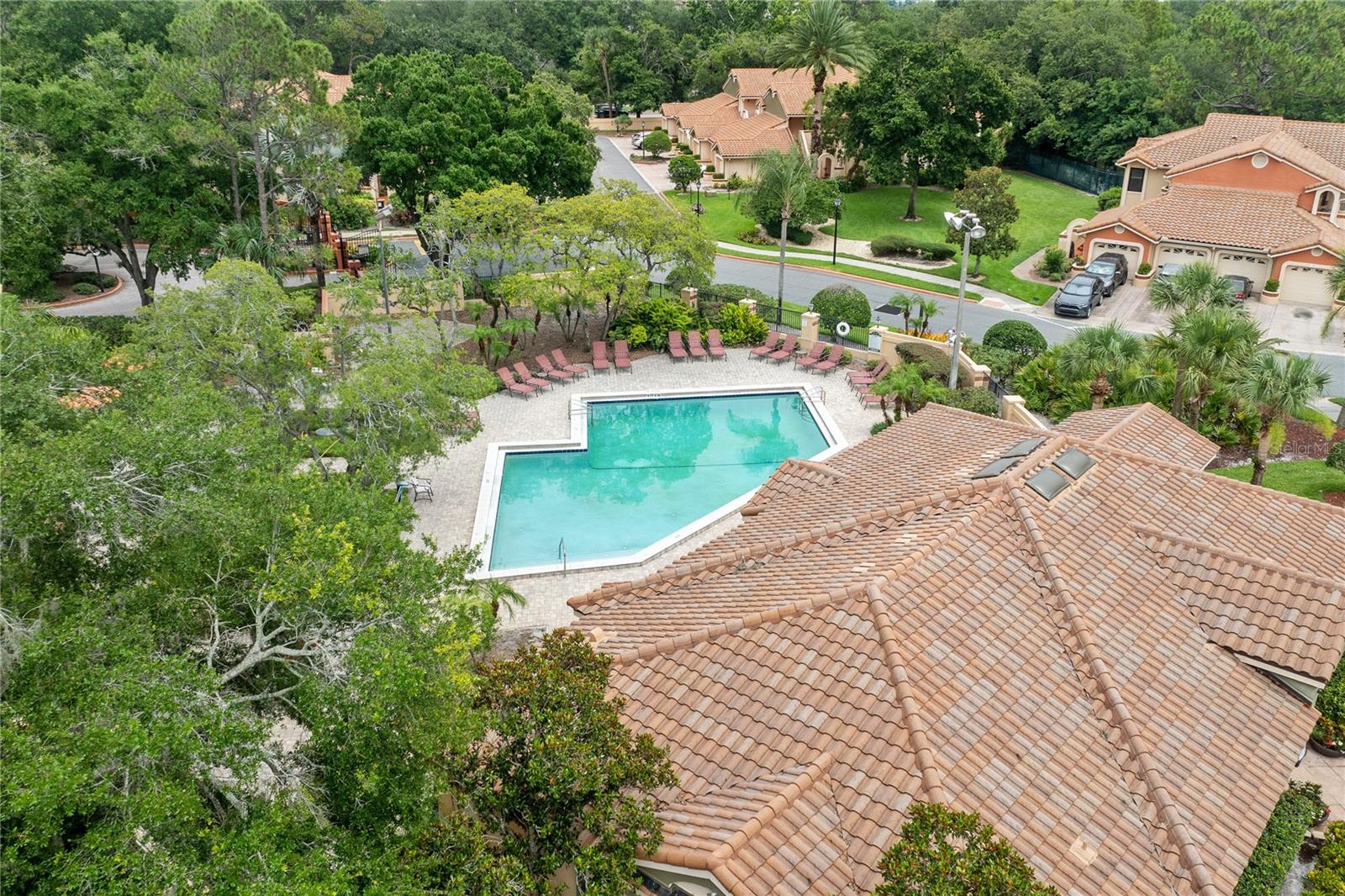 Image 34 of 39 For 7667 Sugar Bend Drive 7667
