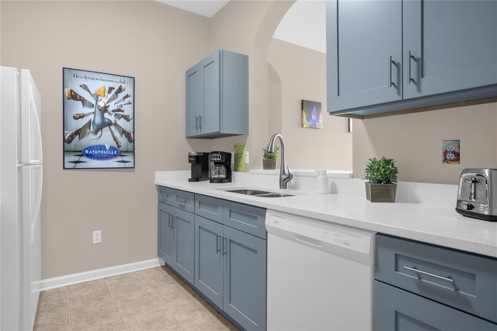 Image 15 of 38 For 2307 Silver Palm Drive 304